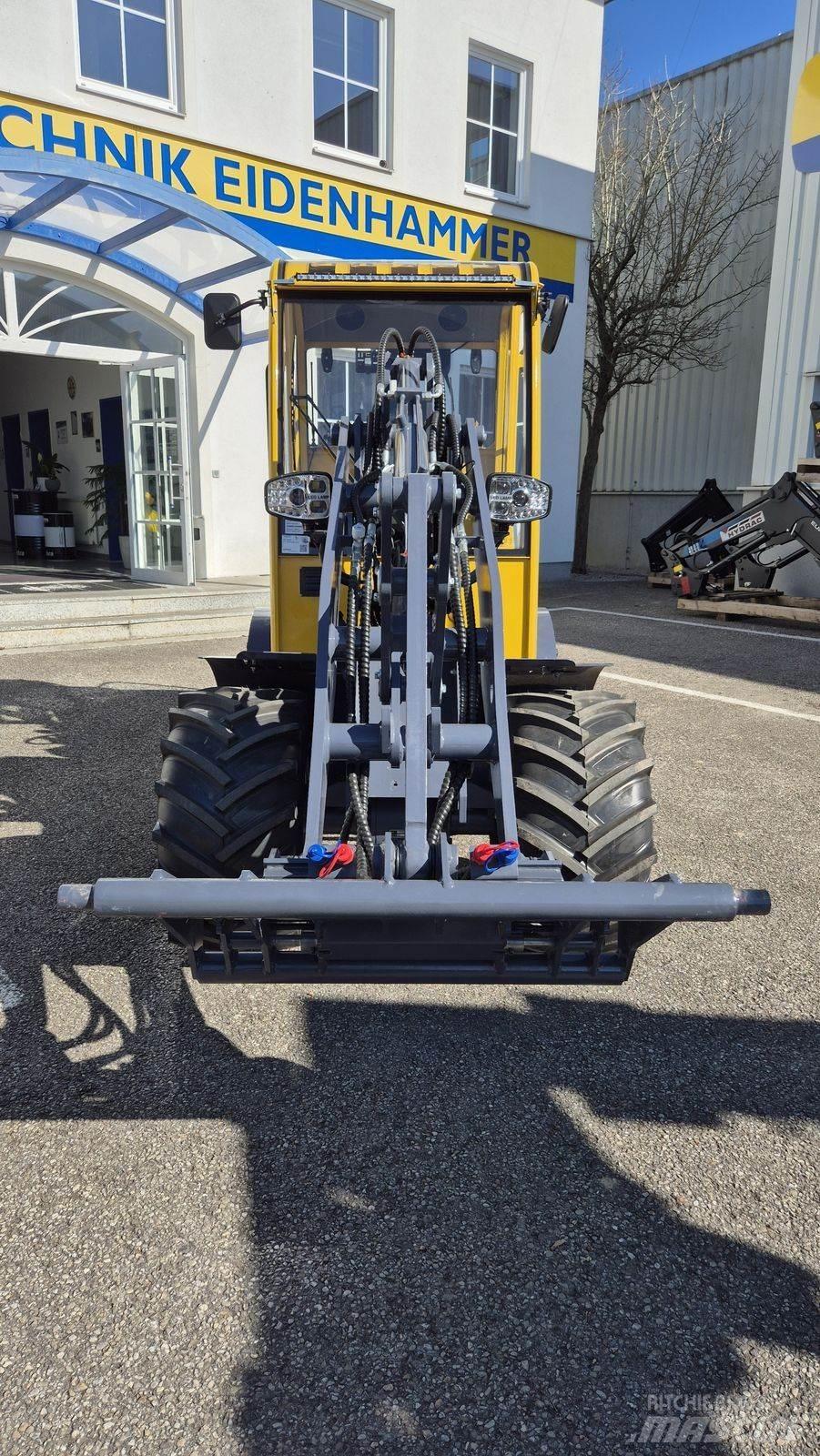 Eurotrac W12 s Prednji utovarivači i bageri