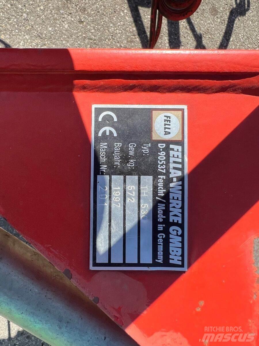 Fella TH 530 Okretači i sakupljači sena