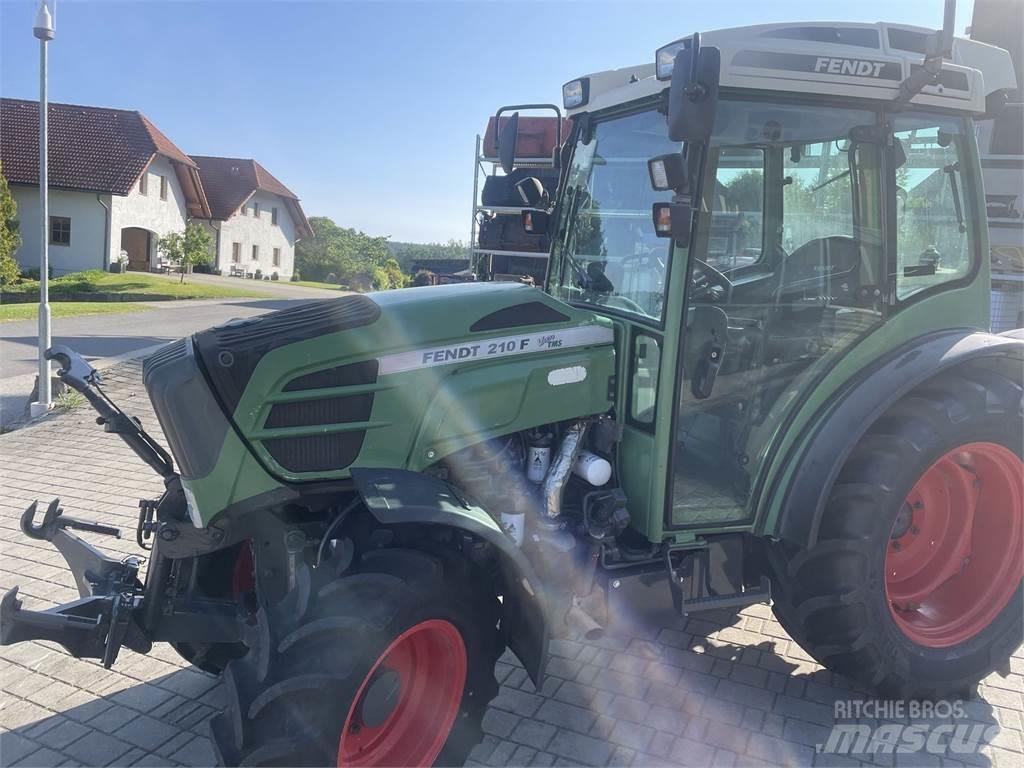 Fendt 210 F Profi Traktori