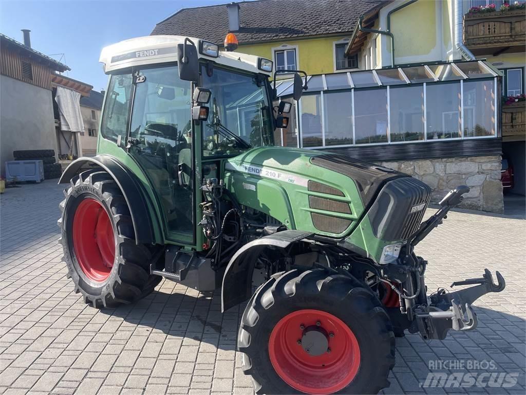 Fendt 210 F Profi Traktori