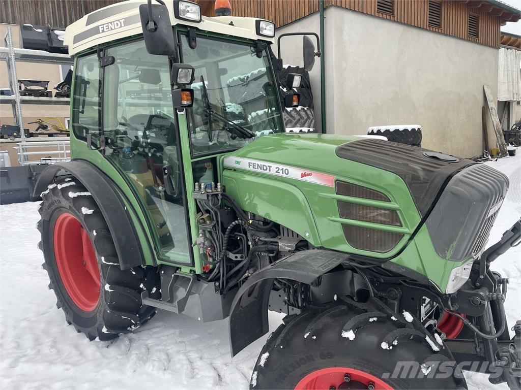 Fendt 210 Vario F Traktori