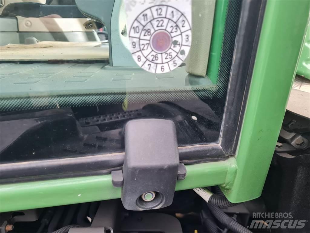 Fendt 516 Vario Traktori