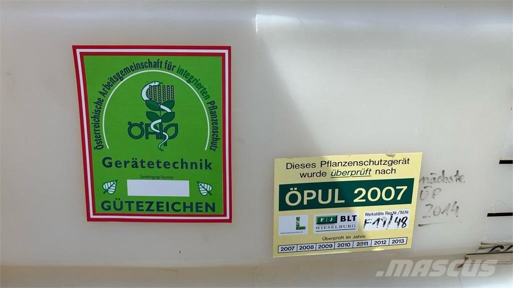 Holder IS 1000 Vučene prskalice