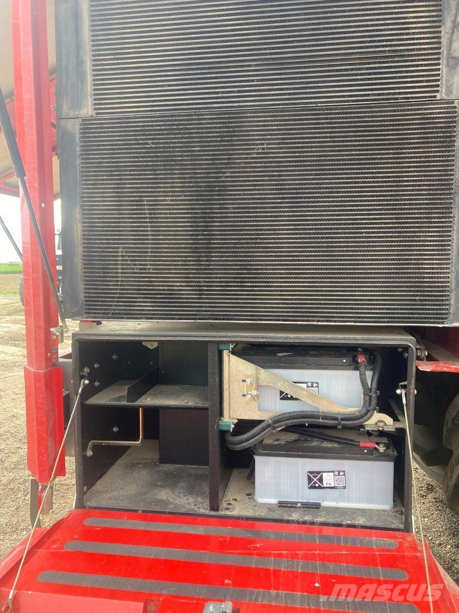 Holmer T4-30 Kombajni za cveklu