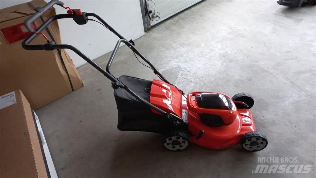 Husqvarna LC 137i Traktorske kosilice