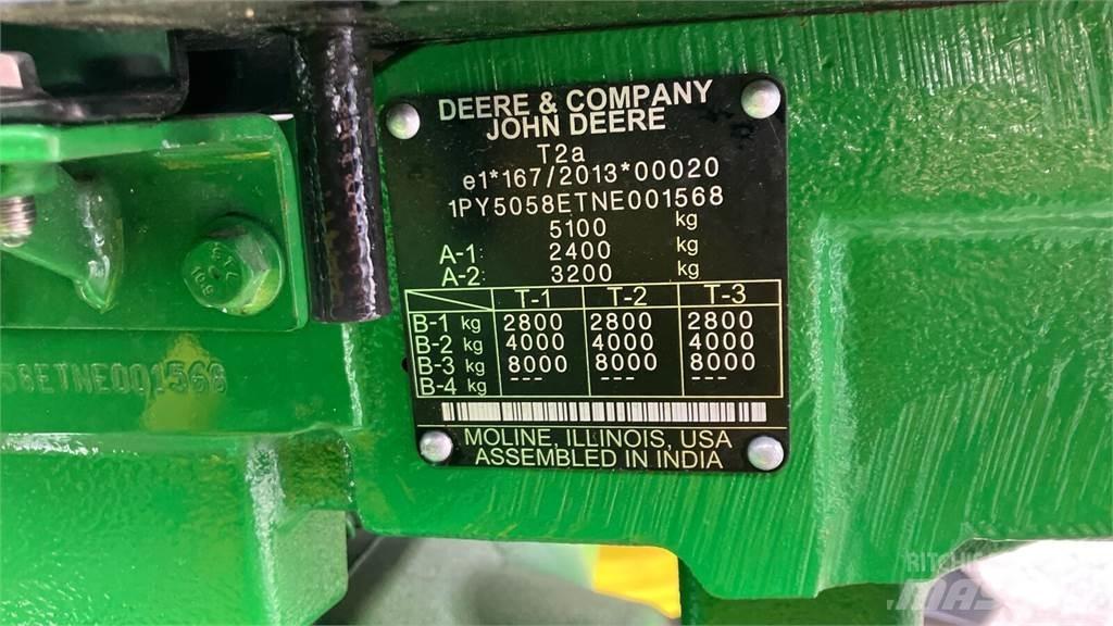 John Deere 5058E Traktori