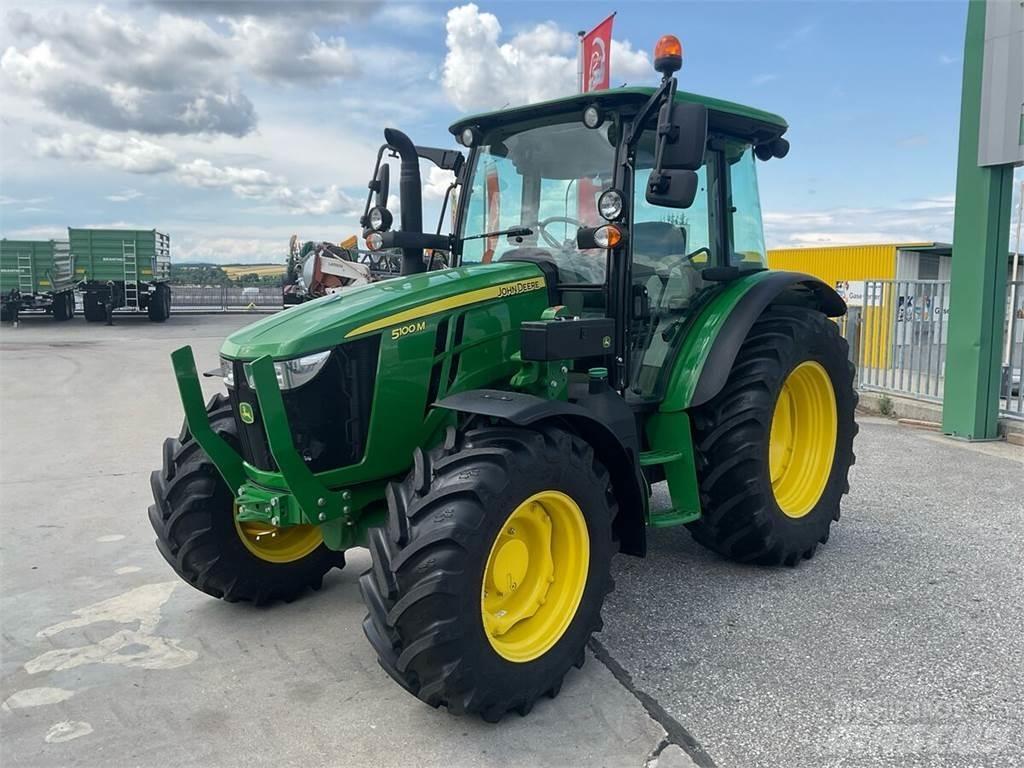 John Deere 5100M Traktori