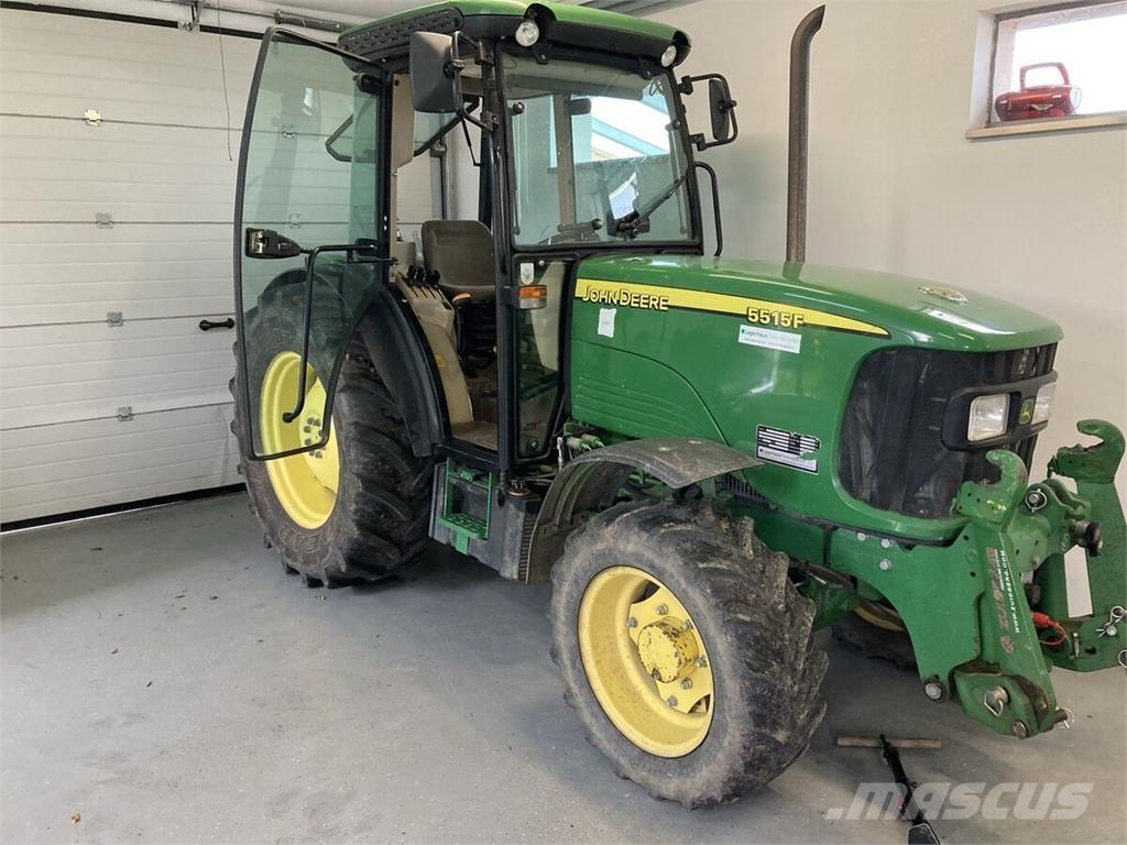 John Deere 5515F Traktori