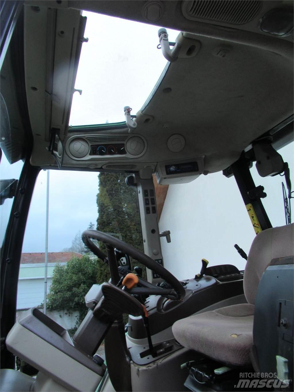 John Deere 5820 Traktori