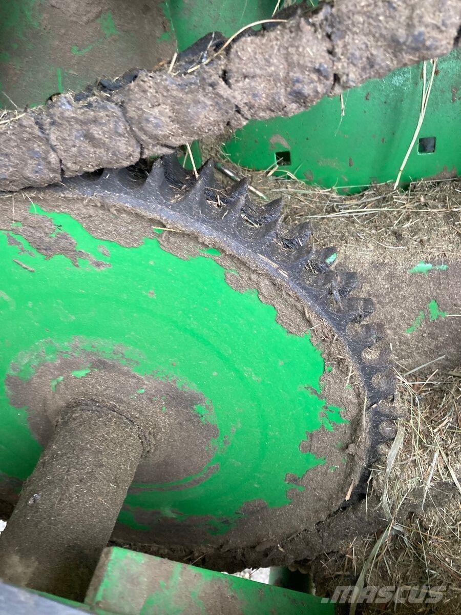 John Deere 592C Prese/balirke za rolo bale