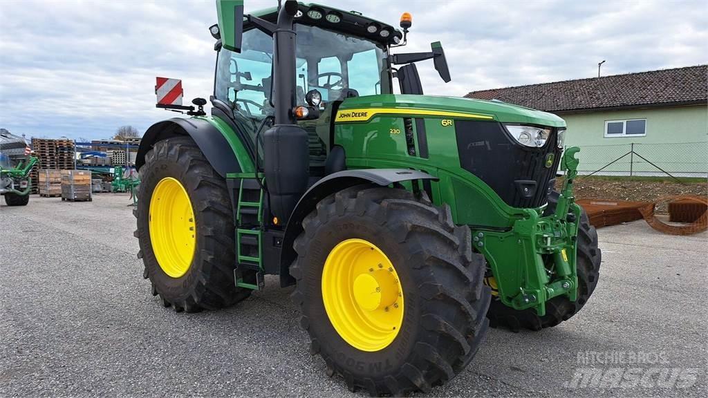 John Deere 6 R 230 Traktori