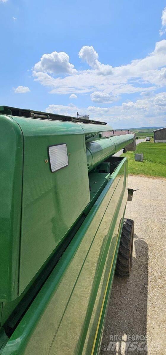 John Deere T550 Kombajni