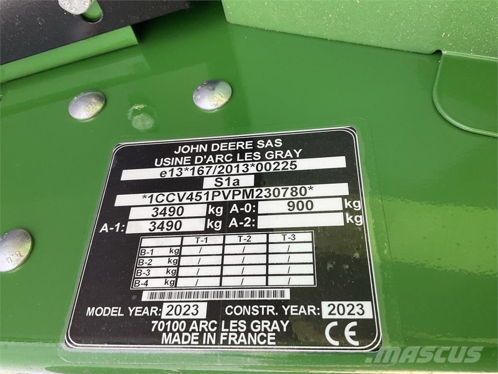 John Deere V451 M Prese/balirke za rolo bale