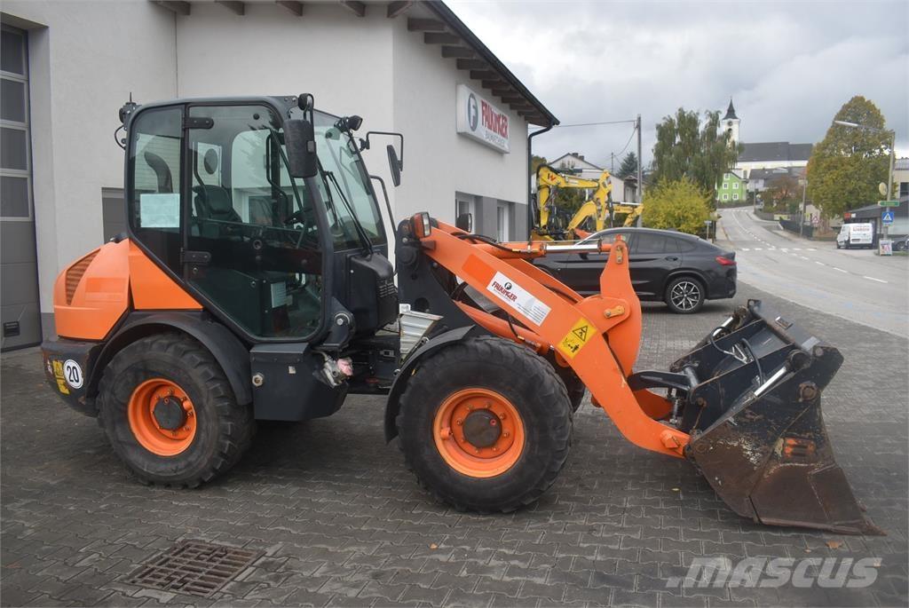 Komatsu WA70-7 Utovarivači na točkove