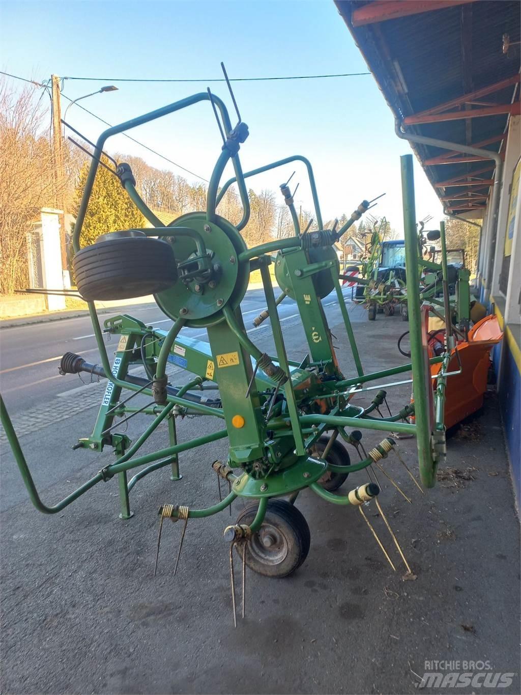 Krone KW 4.62 Okretači i sakupljači sena