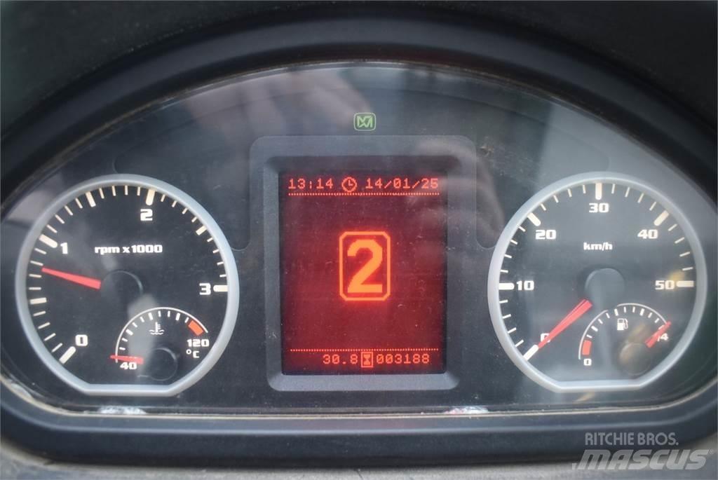 Merlo P28.8L Teleskopski viljuškari
