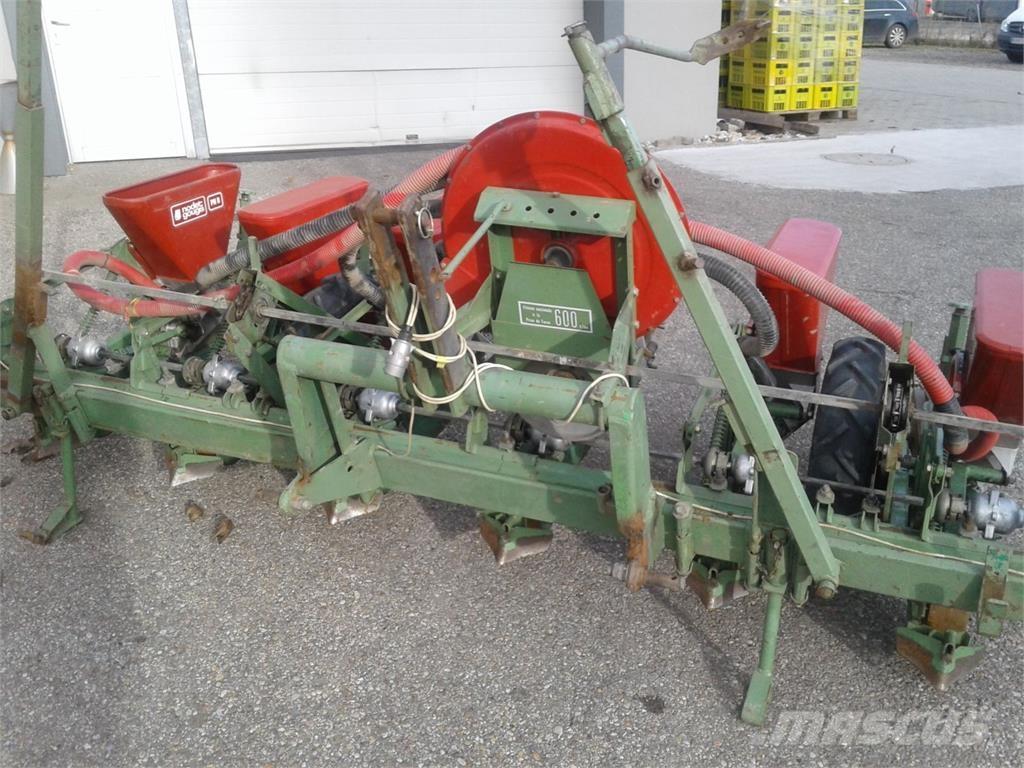 Nodet 6 Reihig Sadilice