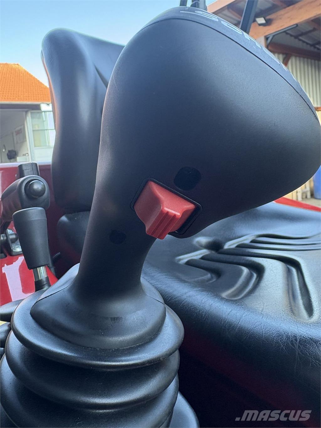 Schäffer 2630 Prednji utovarivači i bageri