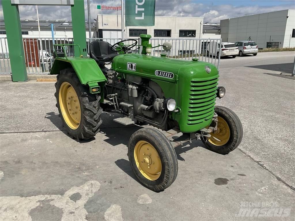 Steyr N180a Traktori