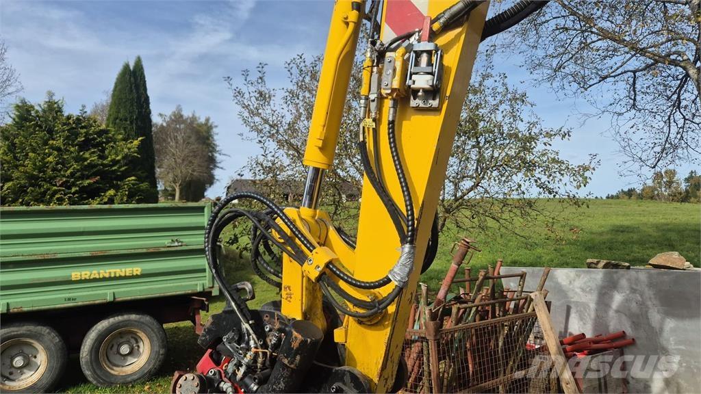 Takeuchi TB 295 W Bageri točkaši