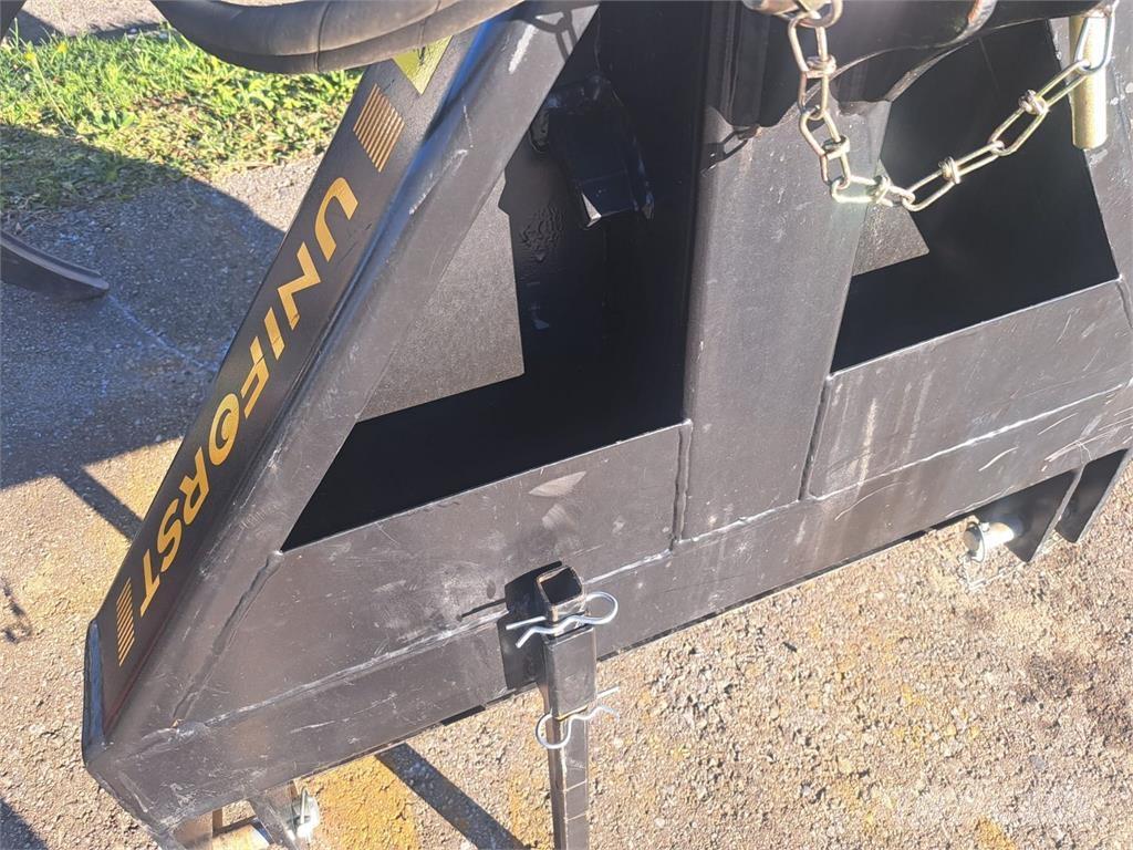  Uniforst 2200 Ostalo