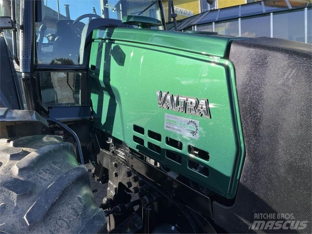 Valtra 6850 HiTech Traktori