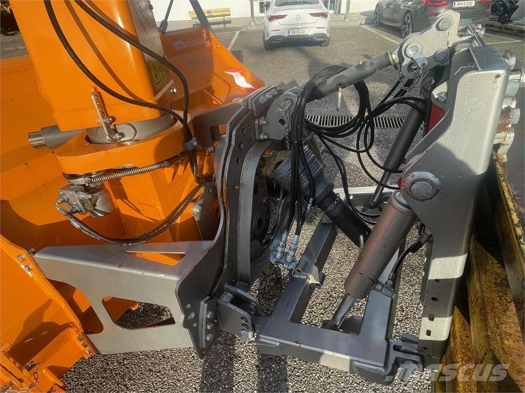  Westa 750/2600 Ostale mašine za put i sneg