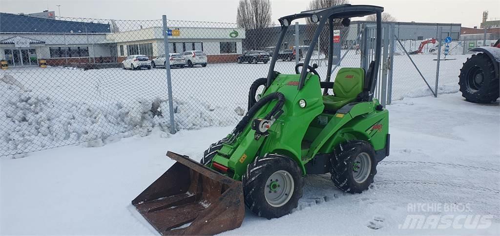 Avant 420 Oprema za prednji utovarivač