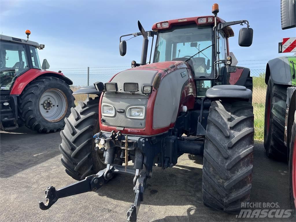 Valtra 190 Traktori