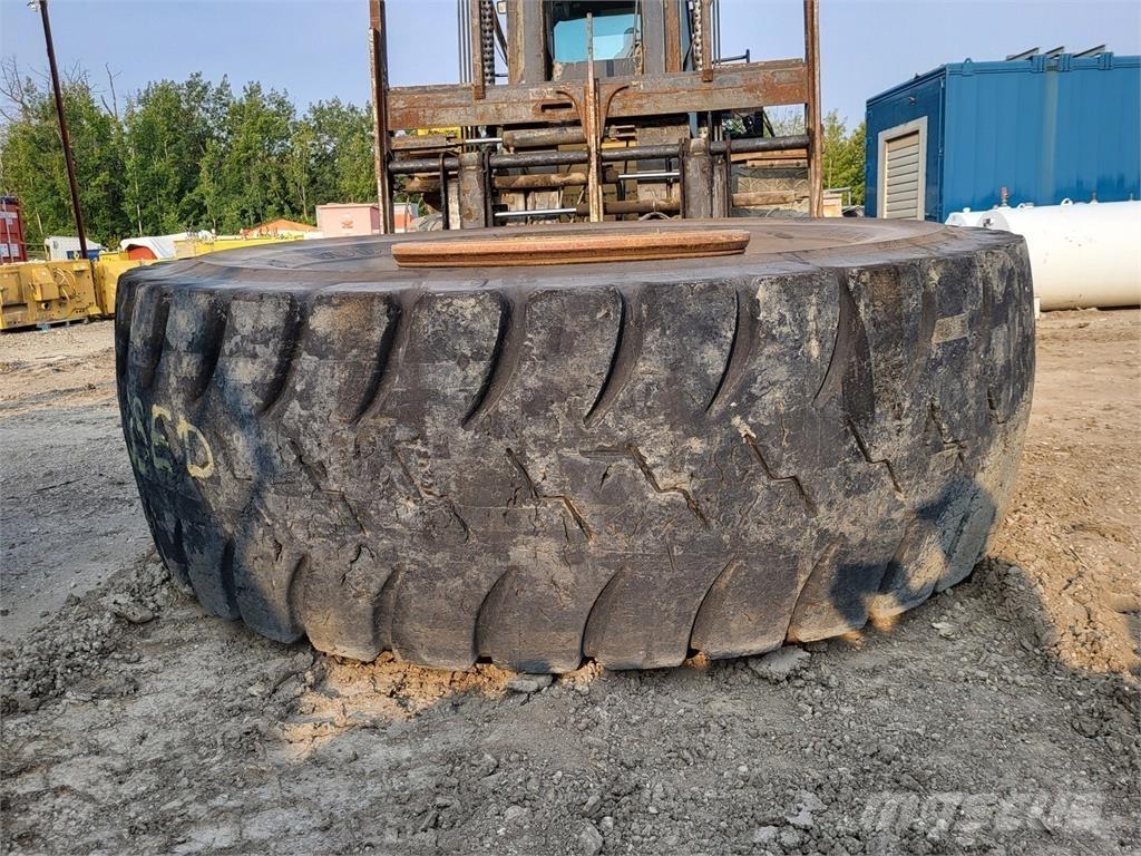 Goodyear RM-4B+ Gume, točkovi i felne