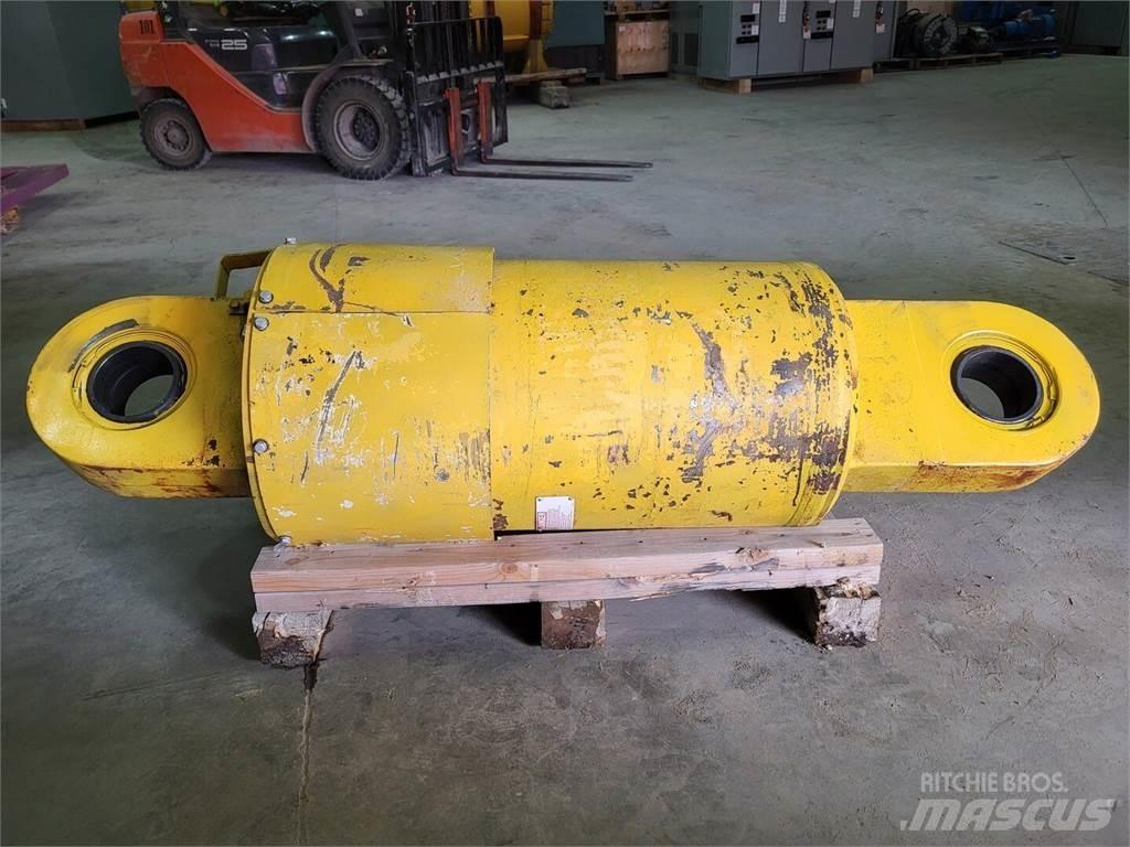 Komatsu EH9423 Zglobni damperi