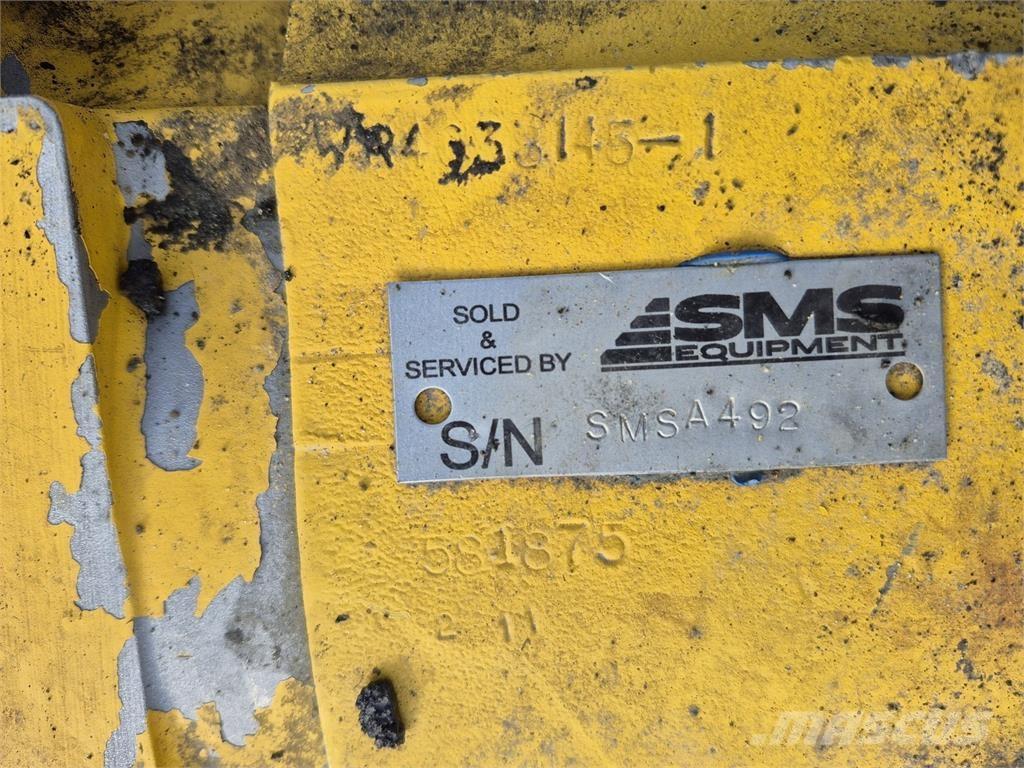 Komatsu R561-13-51030 Zglobni damperi