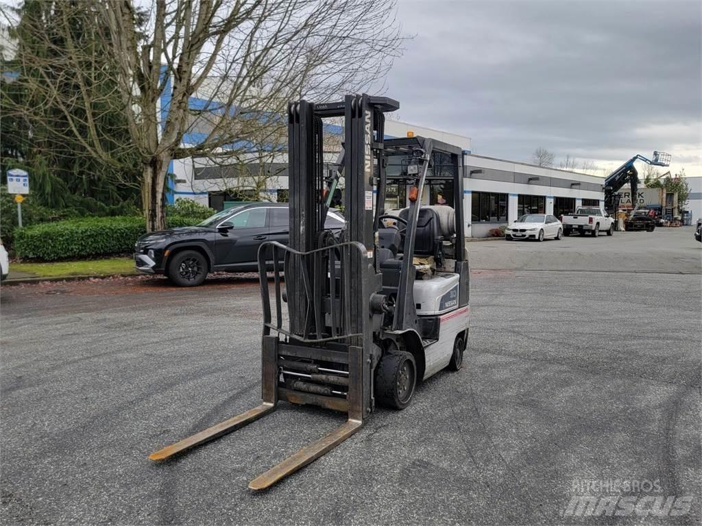 Nissan MCPL01A15LV Ostalo za građevinarstvo