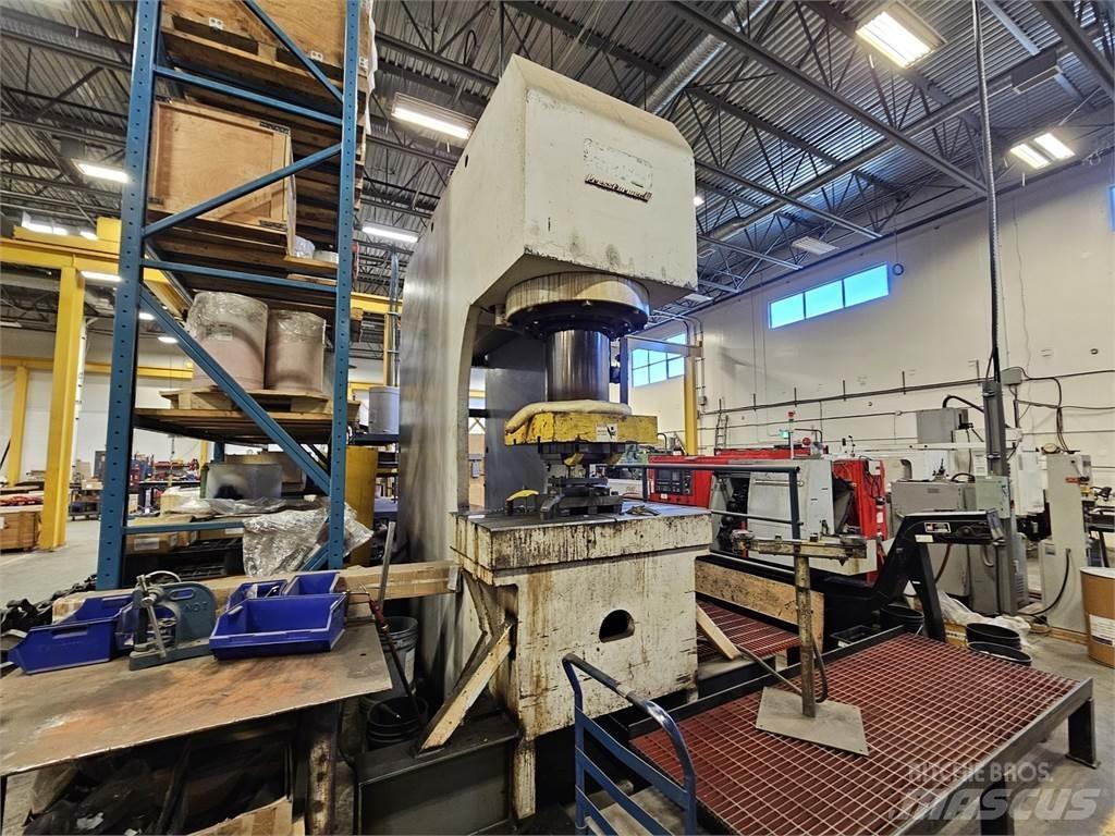 Pacific 300 PF II Ostale komponente za građevinarstvo