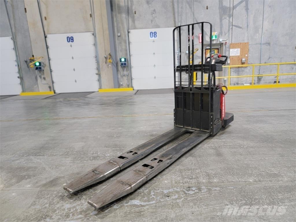 Raymond 8410 Ostalo za građevinarstvo