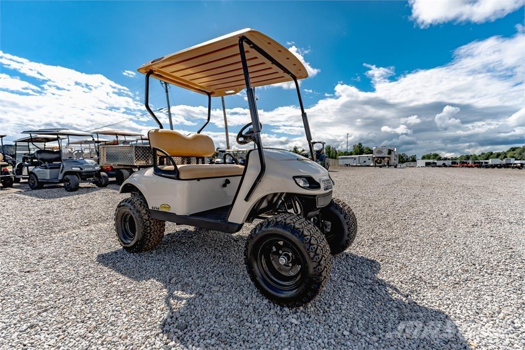 E-Z-GO TXT-GAS Kola za golf