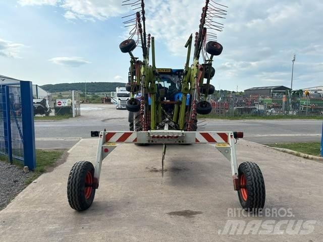 CLAAS Liner 780 Okretači i sakupljači sena