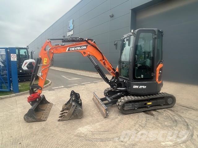 Develon Dx27z-7 Bageri guseničari