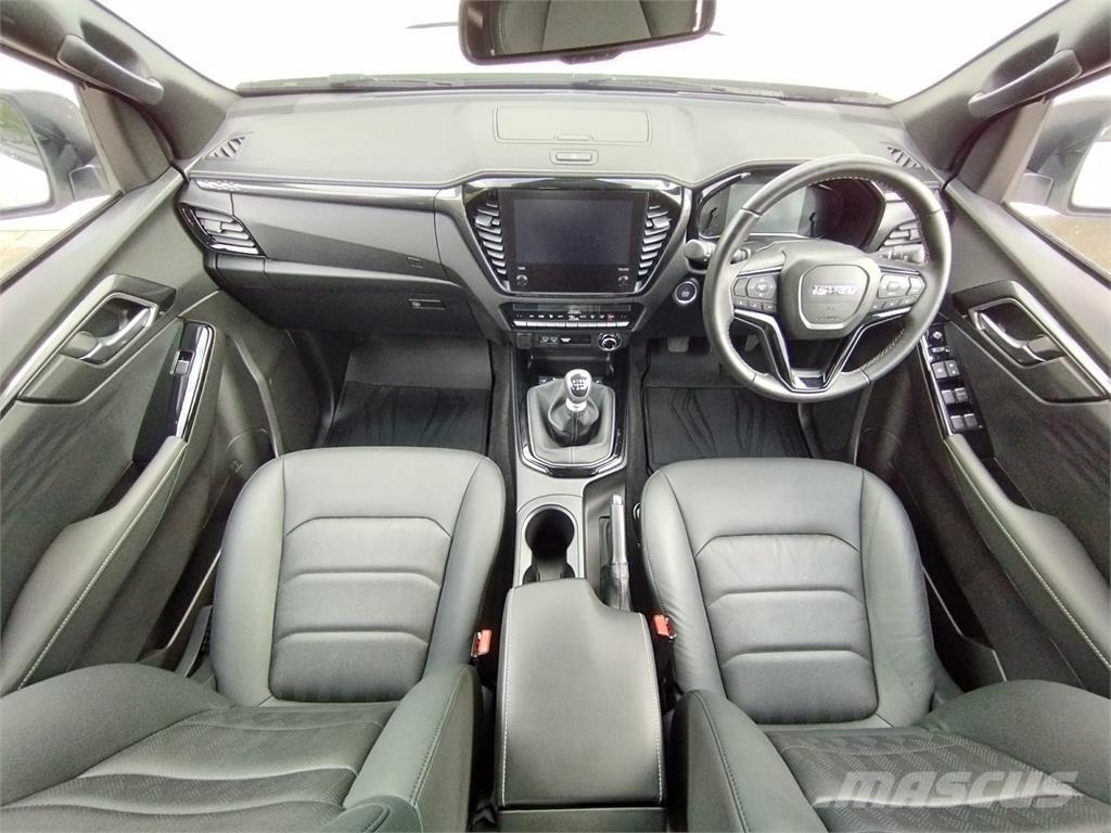 Isuzu V-Cross Pik up kamioni
