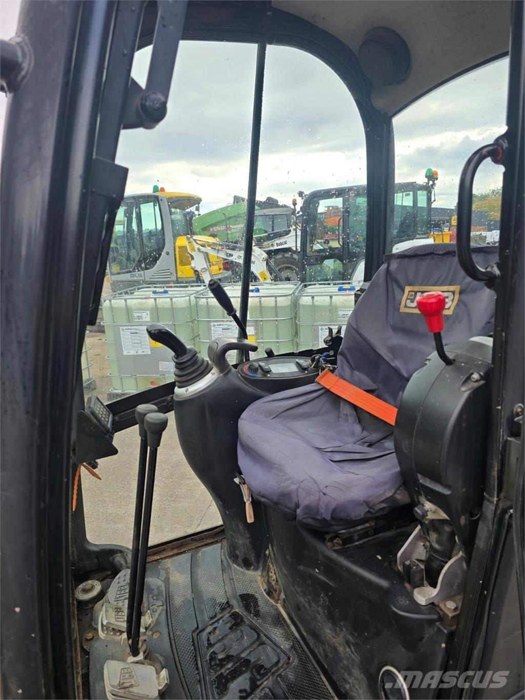 JCB 8018 Excavator Bageri guseničari