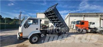 Mitsubishi FH100 Kiperi kamioni