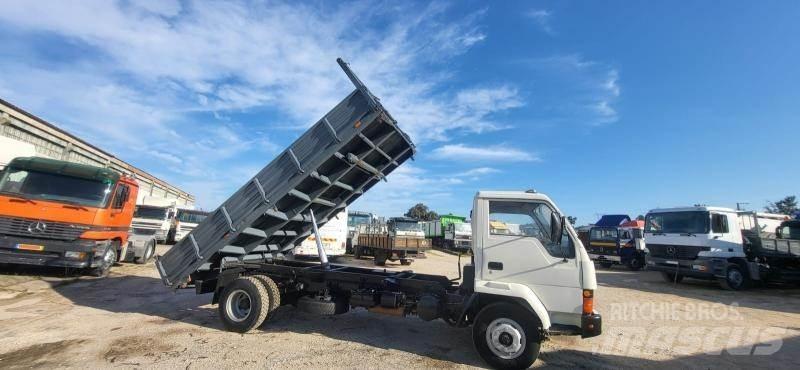 Mitsubishi FH100 Kiperi kamioni