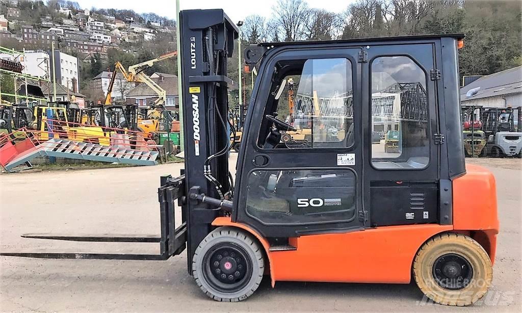Doosan B50X-5 Viljuškari - ostalo