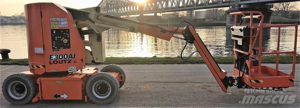JLG E300AJ Ostali kranovi i platforme