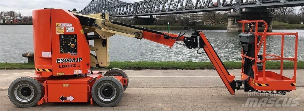 JLG E300AJP Ostali kranovi i platforme