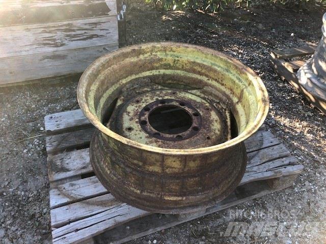 GKN 15X30 Gume, točkovi i felne
