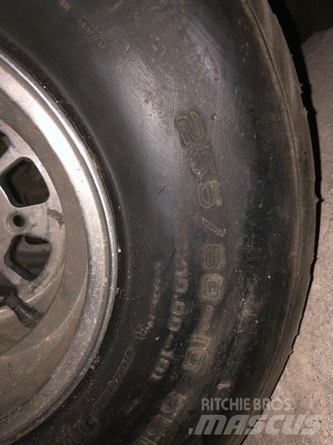  - - -  Honda Gume, točkovi i felne