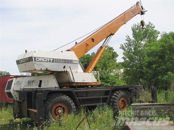 Drott 2500 Polovne dizalice za sve terene