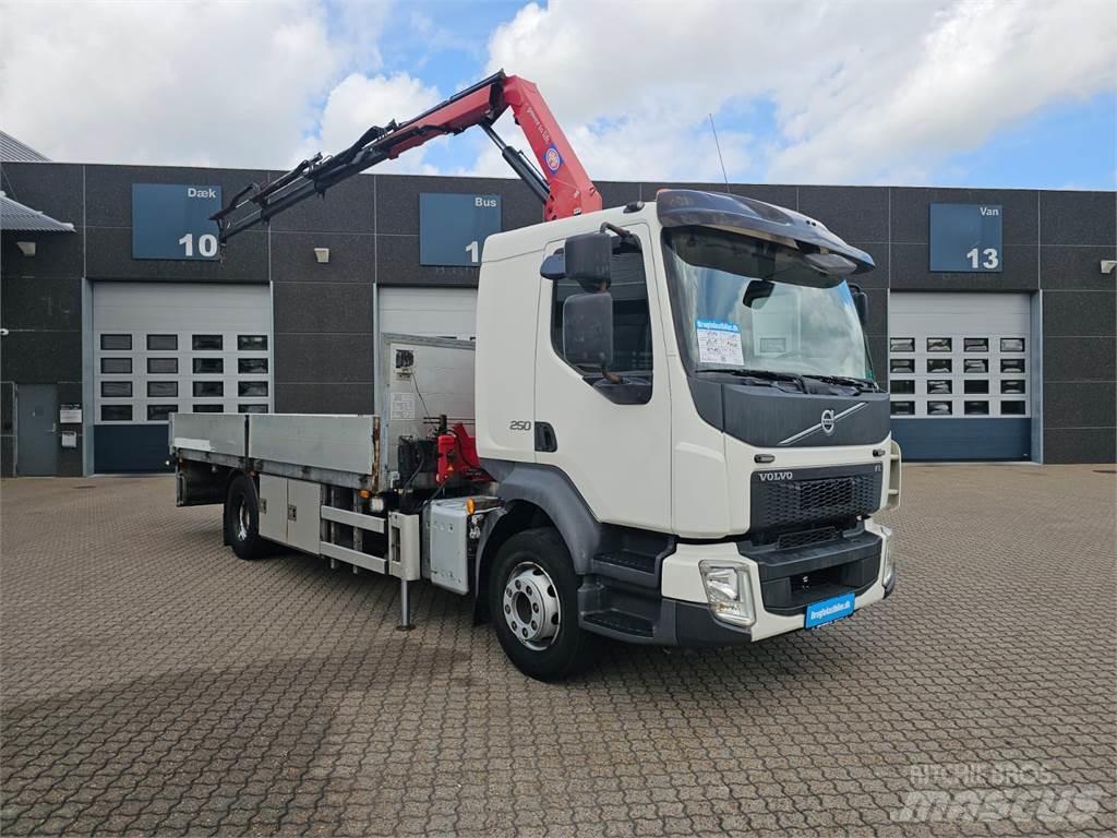 Volvo FL250 Kamioni sa kranom