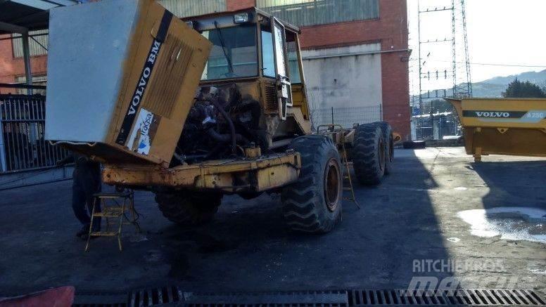 Volvo A25B Zglobni damperi